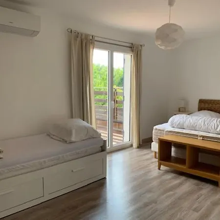 Le Chene Сasa de vacaciones *